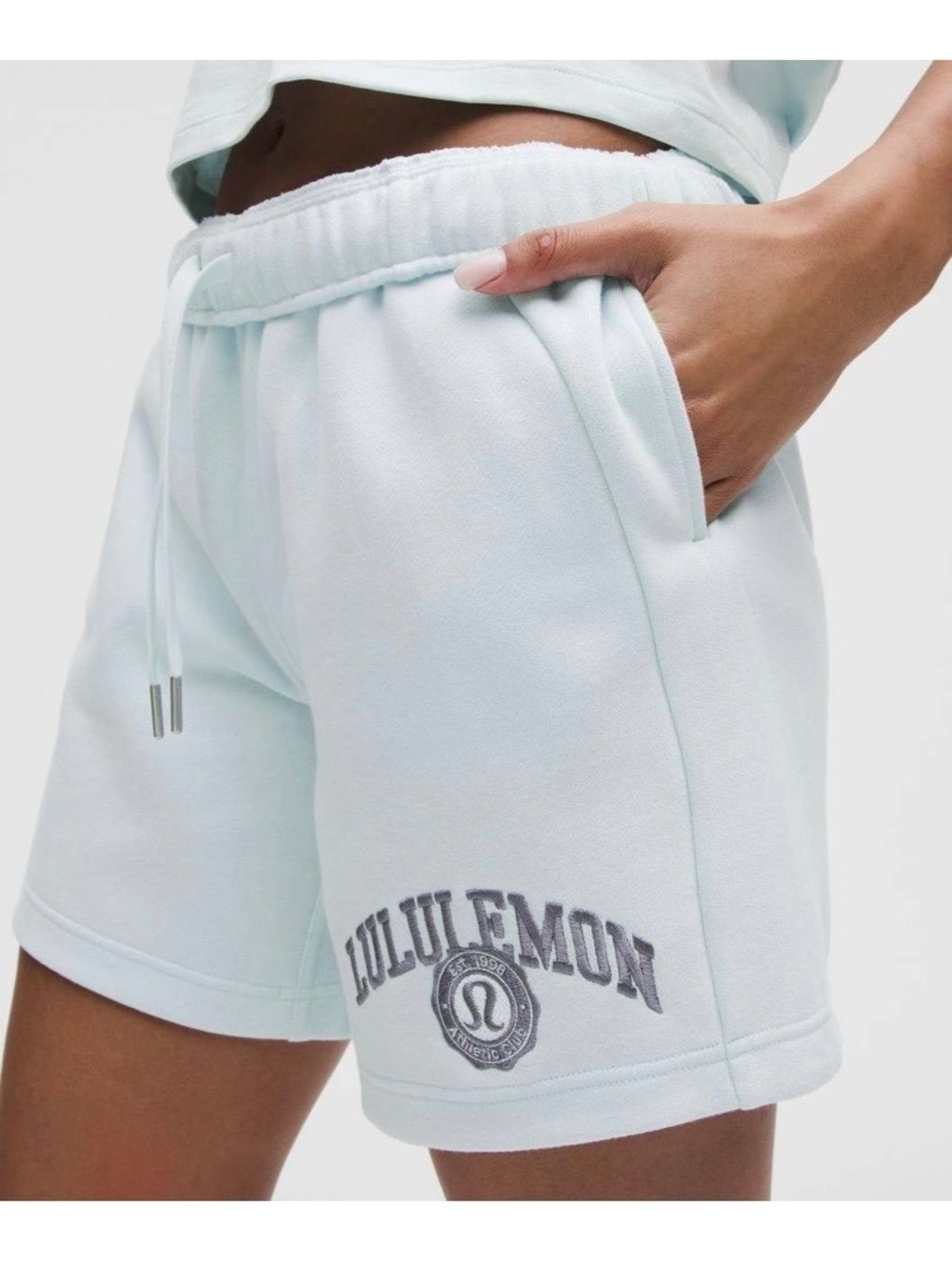 Lululemon Scuba Shorts NWT